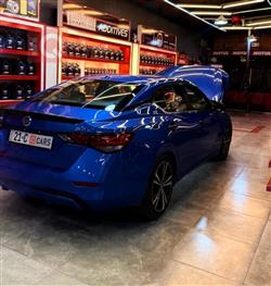 نیسان سێنترا